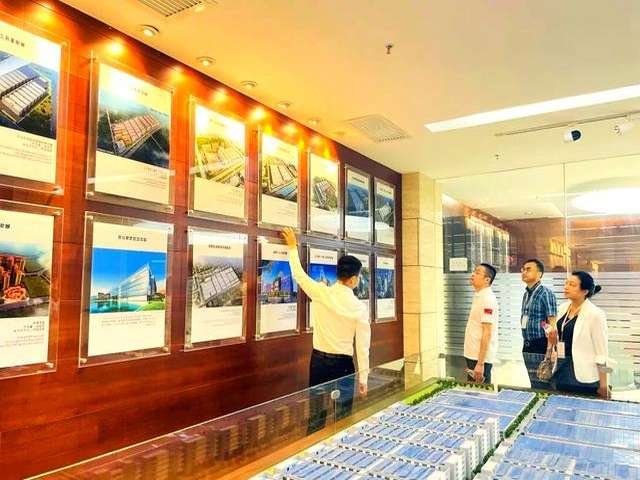 杭州南泽金龙鱼鱼缸温度多少合适